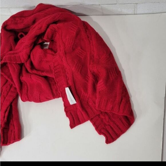 Punctuate scarf red wool scarf with pockets cable knit nwot - Picture 4 of 11
